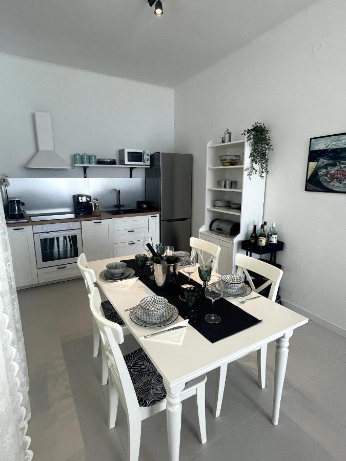 Luxury Apartment Lukas Orebić Buitenkant foto